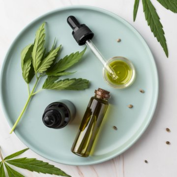 cannabis-oil-bottle-assortment